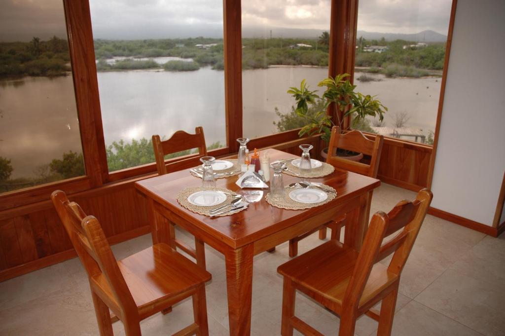 Hotel La Laguna Galapagos Puerto Villamil Εξωτερικό φωτογραφία