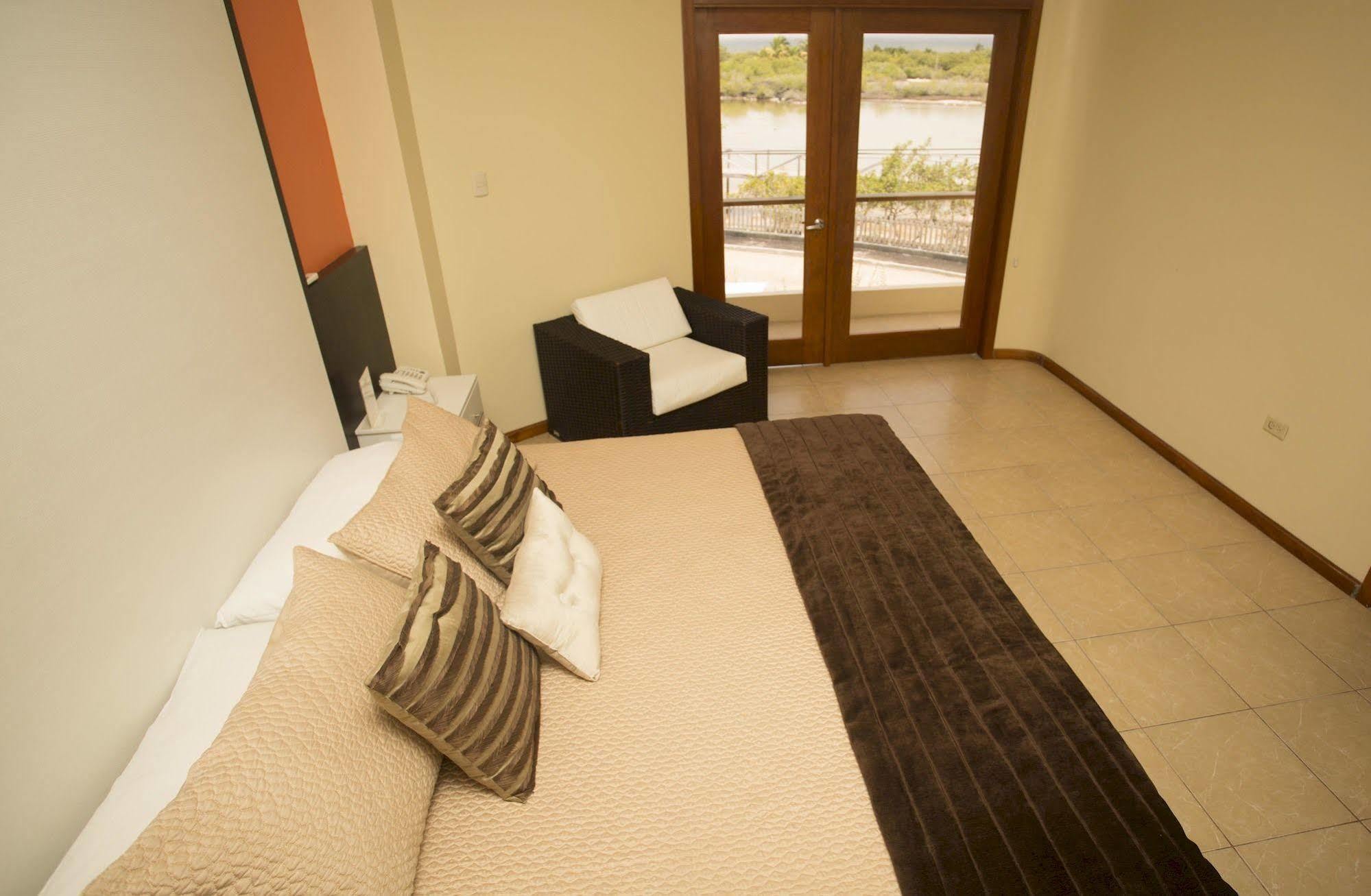 Hotel La Laguna Galapagos Puerto Villamil Εξωτερικό φωτογραφία