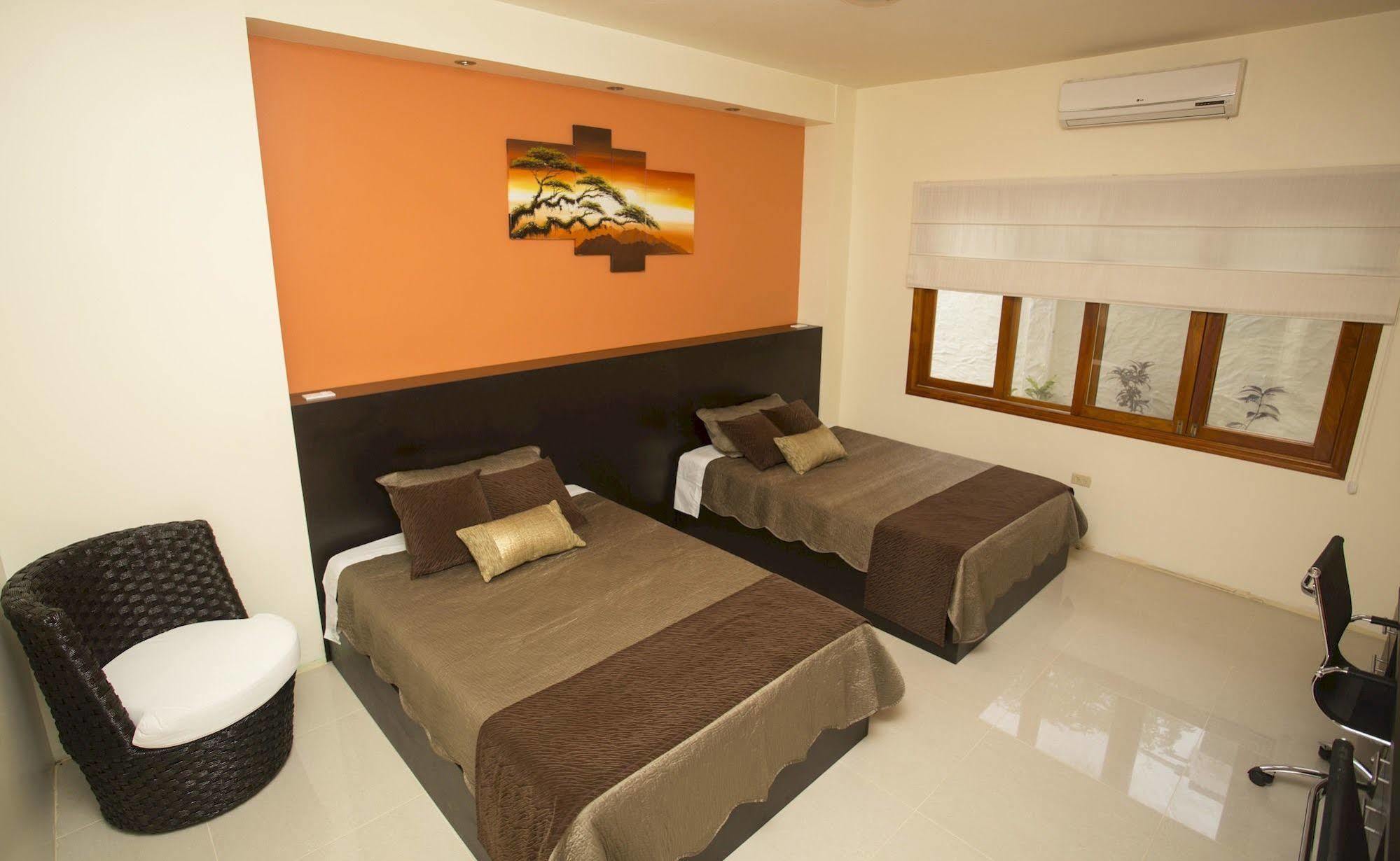 Hotel La Laguna Galapagos Puerto Villamil Εξωτερικό φωτογραφία
